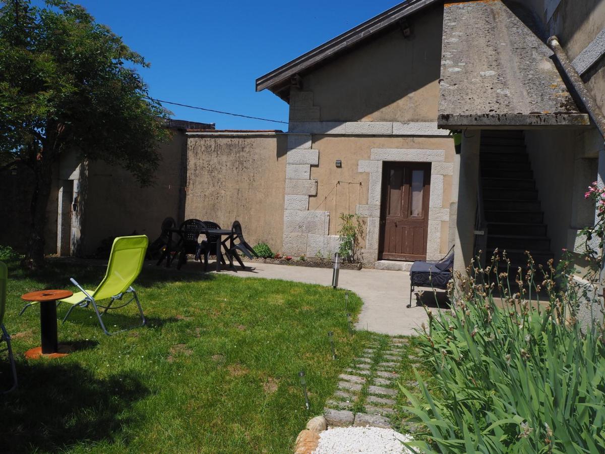 Le Gite Du Haut Châtillon-la-Palud Esterno foto